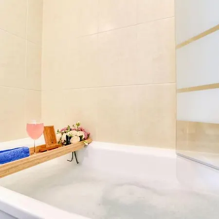 Apartment Le Majestic Blue - Metro 8/hopital Henri Mondor *
